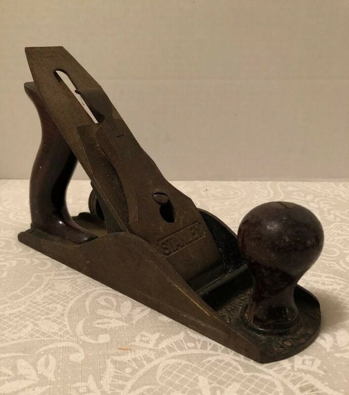 VINTAGE ANTIQUE STANLEY BAILEY NO.4 HAND PLANE WOOD PLANER MADE IN USA