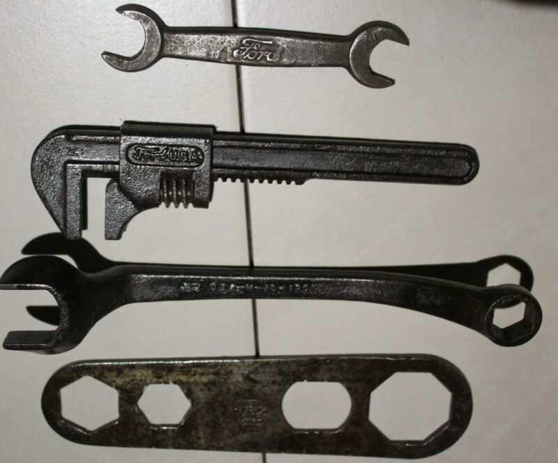 Vintage Authentic FORD MOTOR COMPANY Wrenches1 Multi, 1 Adjustable & 2