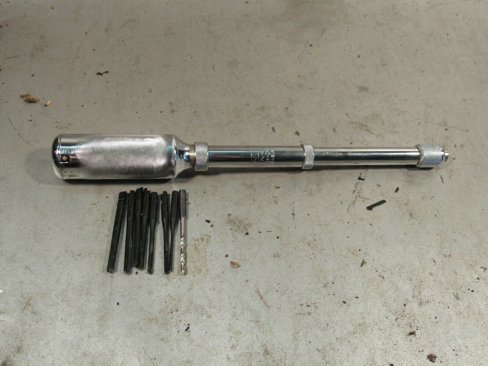 VINTAGE STANLEY YANKEE 43 PUSH DRILL WITH 8 BITS IN HANDLE MADE IN USA