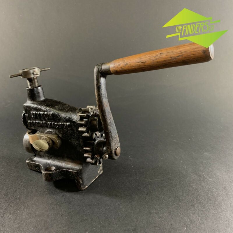 INCREDIBLE c.1900 ''THE WYTON PINKING MACHINE'' TAILOR''S HAND CRANK