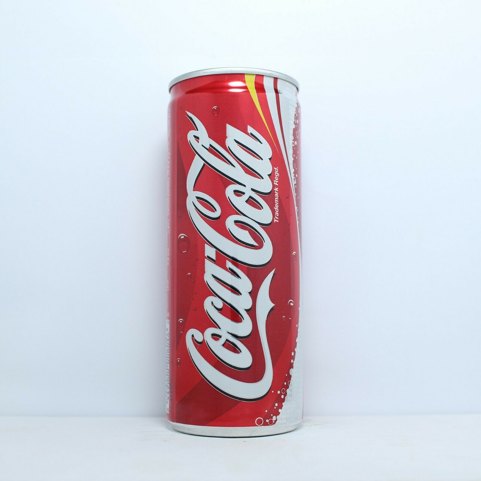 2004 250ml Coca Cola Can from Saudi Arabia  Waves / Arab Coke