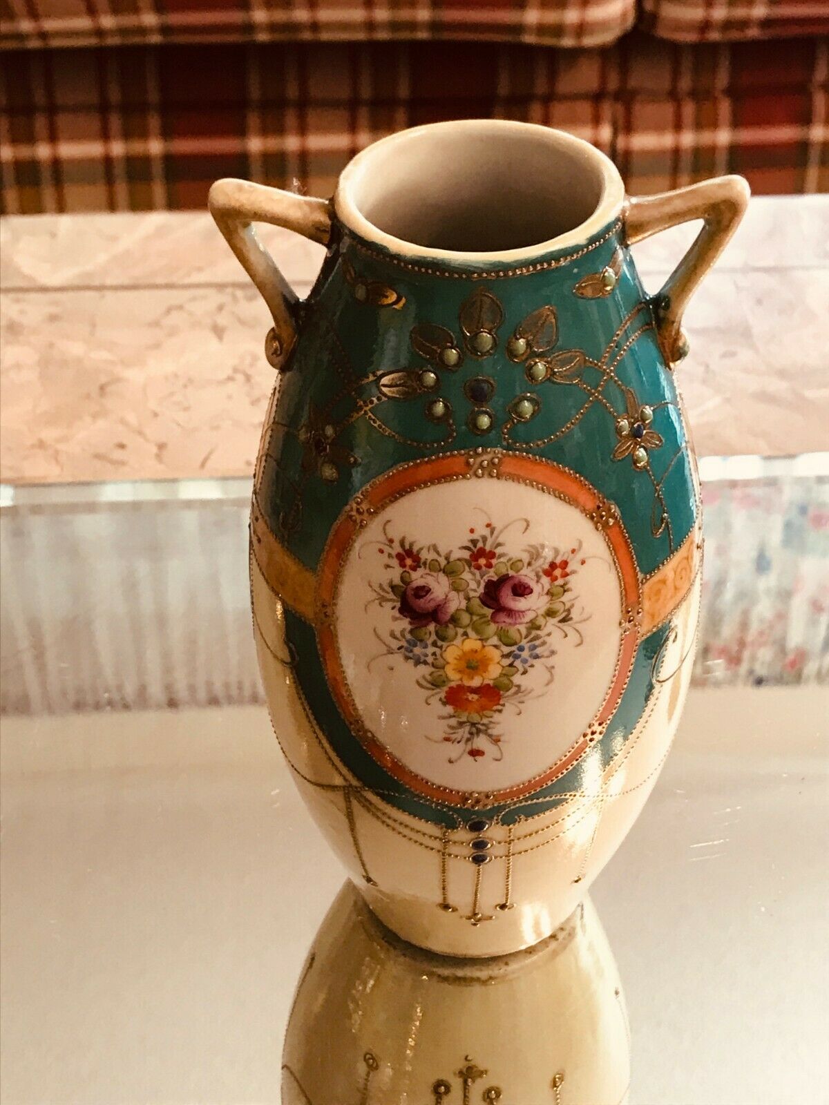 ANTIQUE NIPPON VASE FLORAL DESIGN WITH MORIAGE FINE QUALITY JEWELS 8 IN