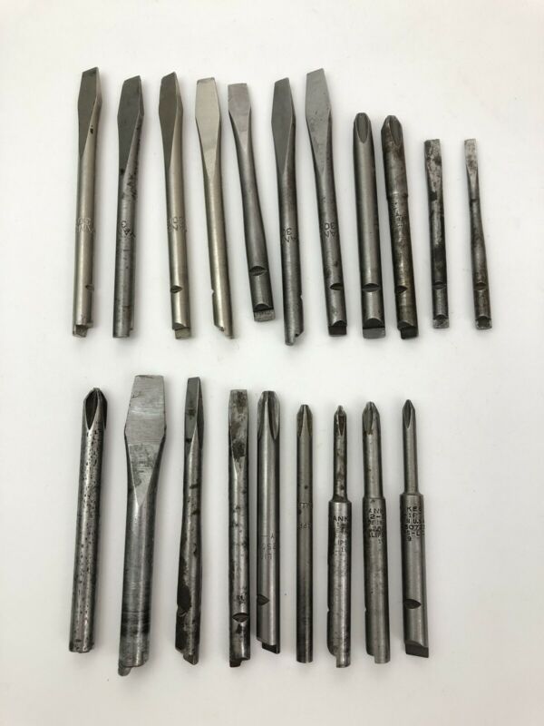 Lot of 20 Vintage YANKEE Push Drill Screwdriver Bits Flat/Phillips Set