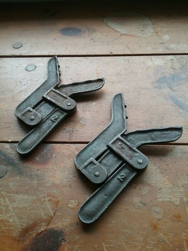 Vintage Right Angle 2 Cam Draw Miter Clamps Set Of 2 frames Antique