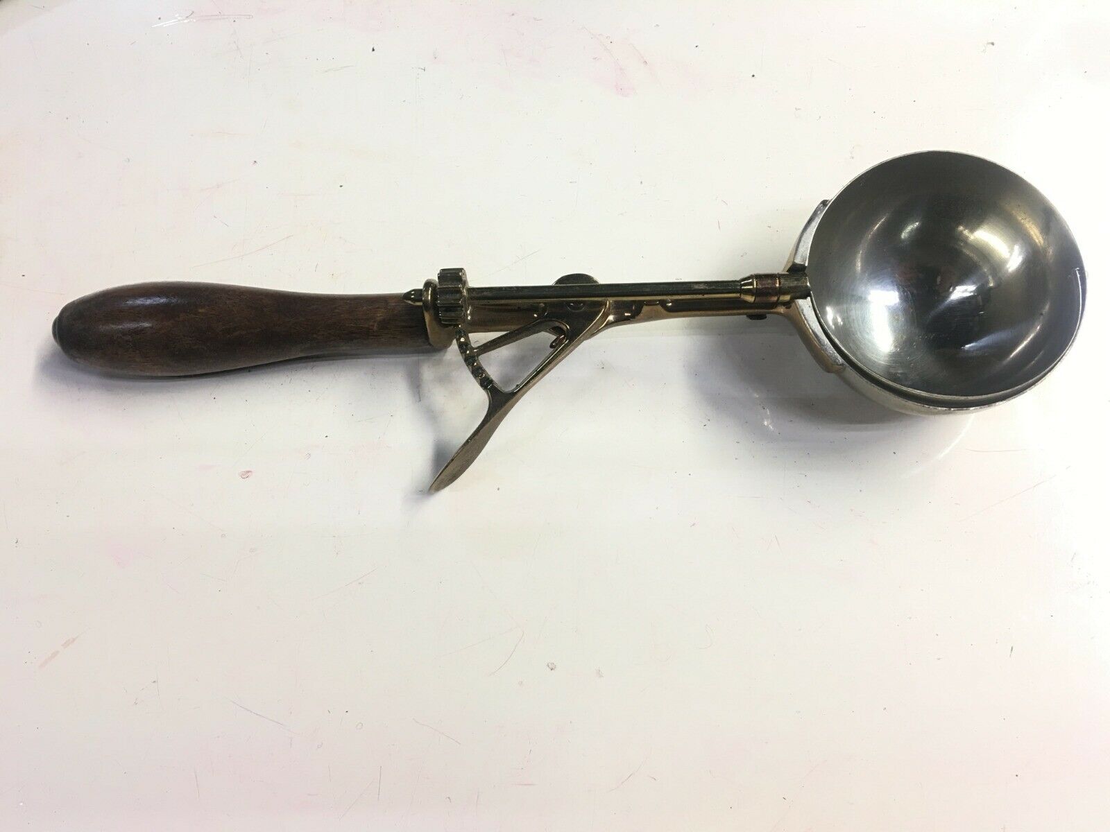 Antique Ice Cream Scoop Gilchrist''s No 31 in Excellent Condition