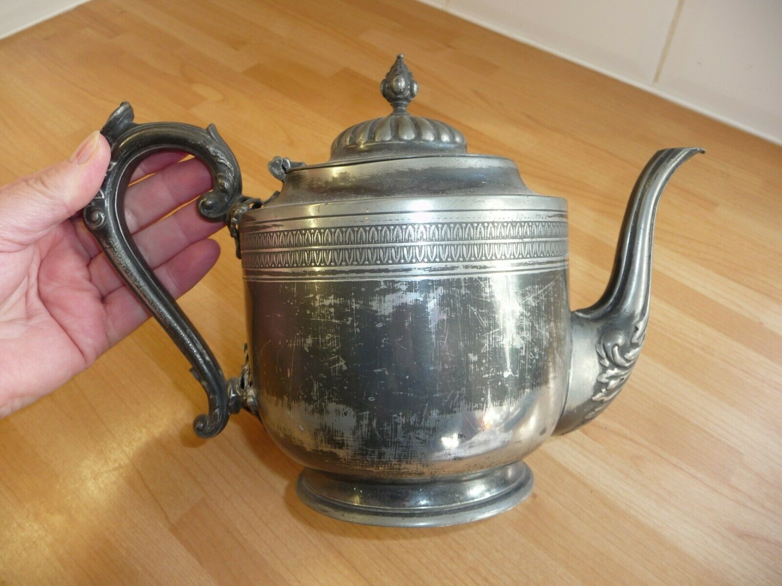 VINTAGE VICTORIAN PEWTER TEAPOT TEA POT QUALITY EPNS PADLOCK MARK
