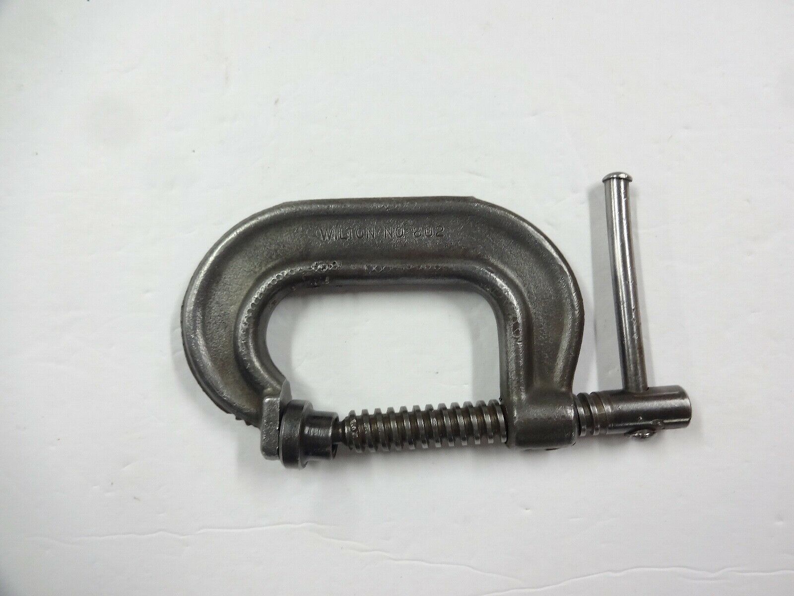 VINTAGE WILTON 2" CCLAMP No. 802 HEAVY DUTY VERY GOOD USED Antique