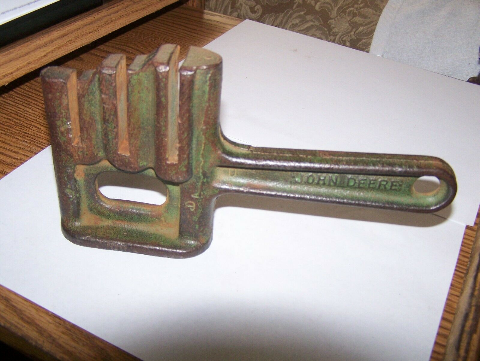 VINTAGE CHAIN BREAKER TOOL JOHN DEERE J1480H NICE OLD TOOL VINTAGE