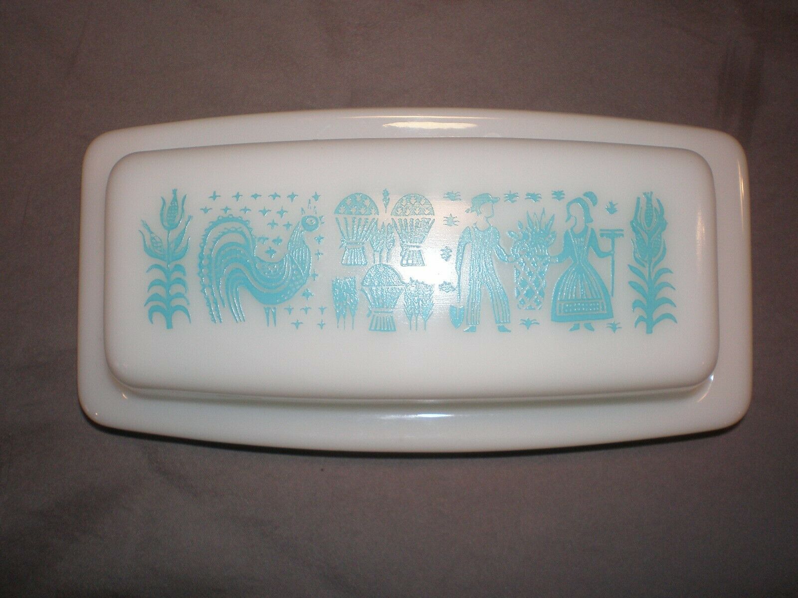 Vintage PYREX AMISH BUTTERPRINT Covered BUTTER DISH Turquoise White