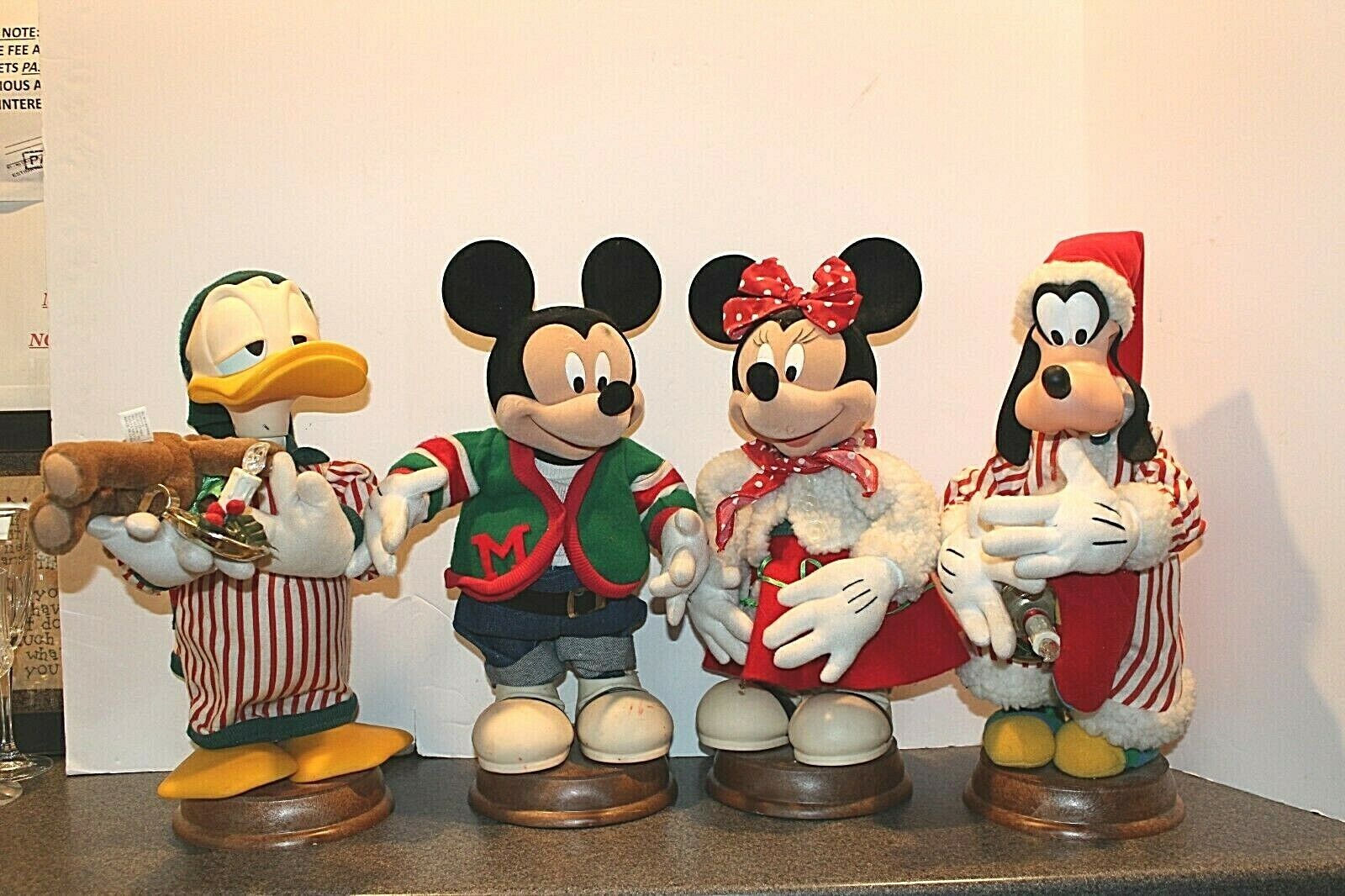 mickey and minnie mouse animated christmas figures