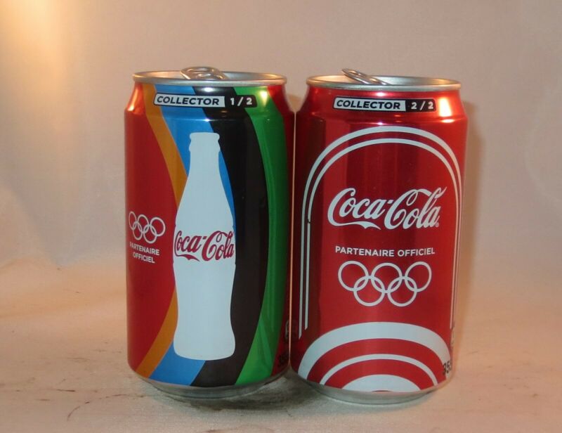 Set of 6-5 Pinback Buttons and Key Chain 1 1//2/" Coke Coca-Cola Machines