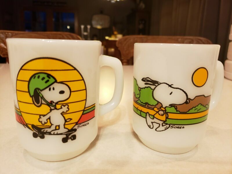Set of 2 Vintage Fire-King Peanuts Snoopy Milk Glass Coffee Mugs -- Antique Price Guide Details Page