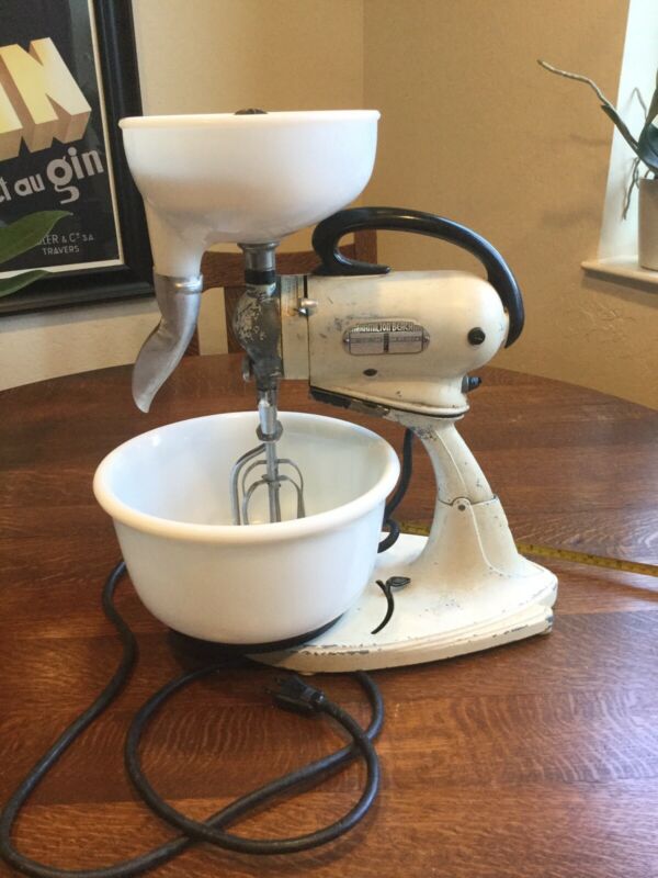 Vintage Hamilton Beach Model E Stand Mixer Beaters Milk Glass Bowl