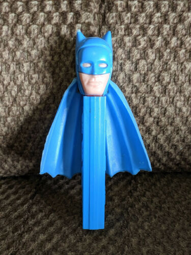 batman with cape pez dispenser