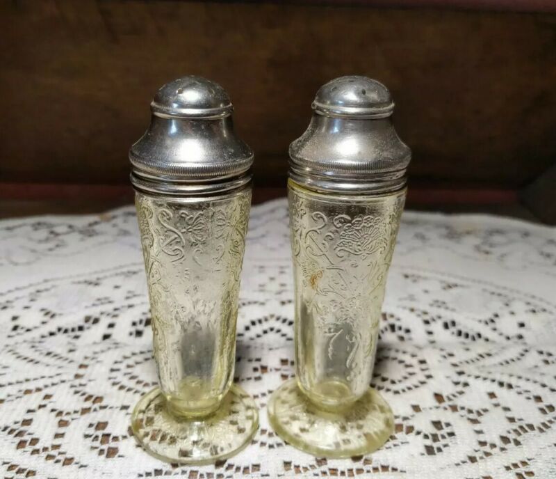 Hazel Atlas Florentine Yellow Salt And Pepper Shakers With Original