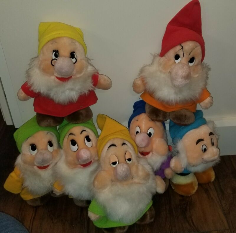 snow white and the seven dwarfs plush dolls