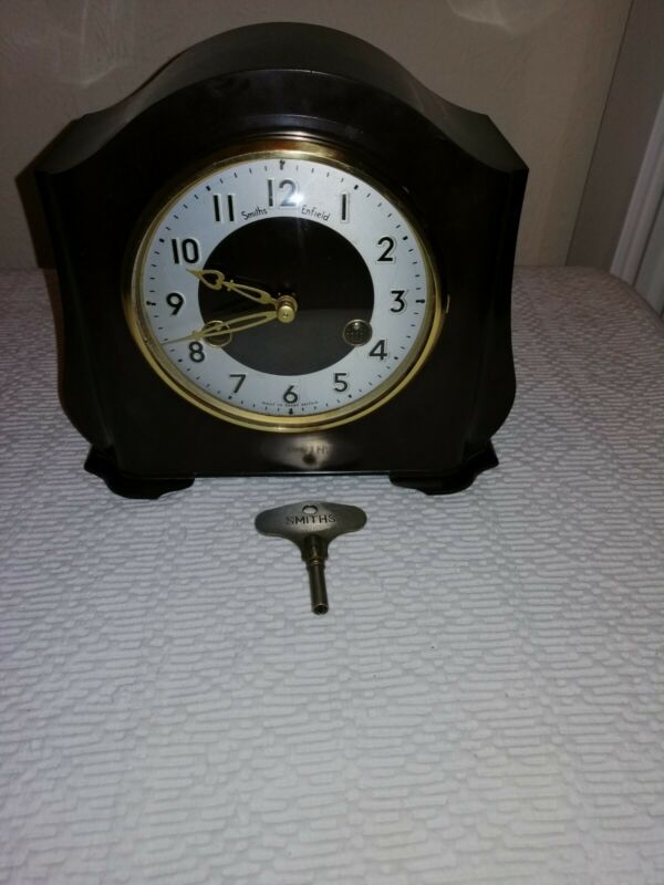 Smiths Enfield, Aberdeen, Bakelite Mantle Clock in Excellent Condition