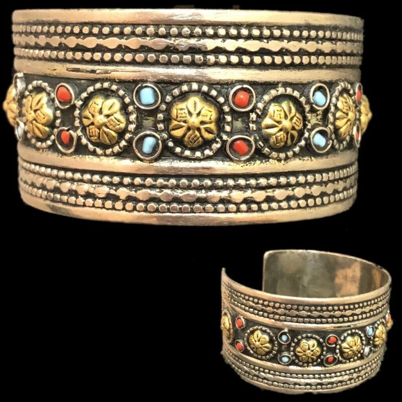 Ancient Silver Decorative Gandhara Bedouin Torc With Mixed Stones 300 B ...
