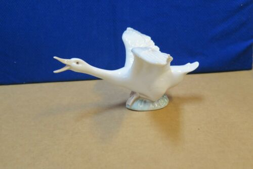 lladro flying goose