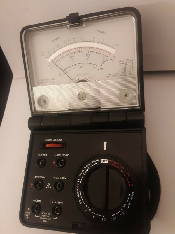 Radio Shack 25Range Folding Multitester 22211A NiceCondition