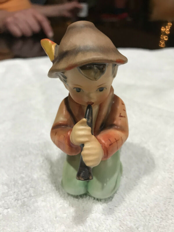 little tooter hummel