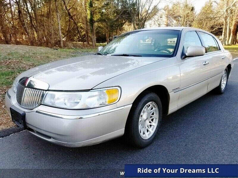 1999 lincoln town car signature reliability