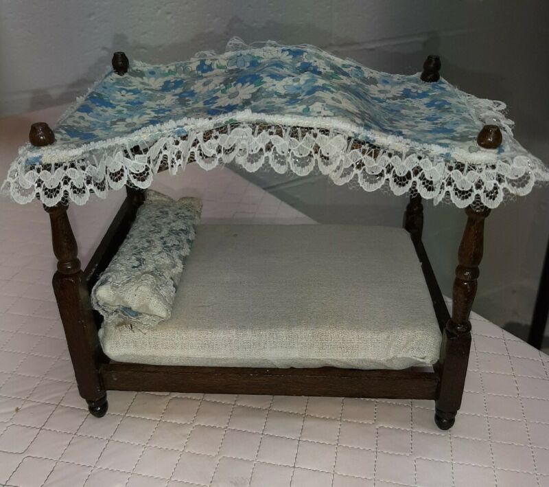 Antique Canopy DOLL Wooden Bed Antique Price Guide Details Page