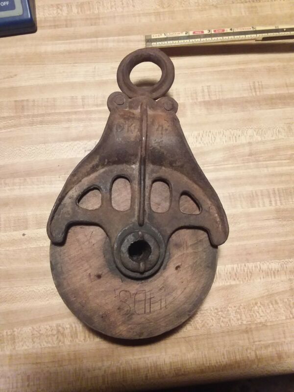 Antique Meyers OK 4 , 5 Hudson wood and cast iron barn pulley