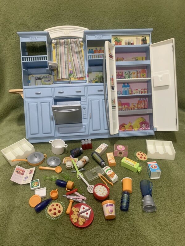 Vintage Mattel Barbie Doll House Furniture Kitchen Set Fridge,Oven,Sink