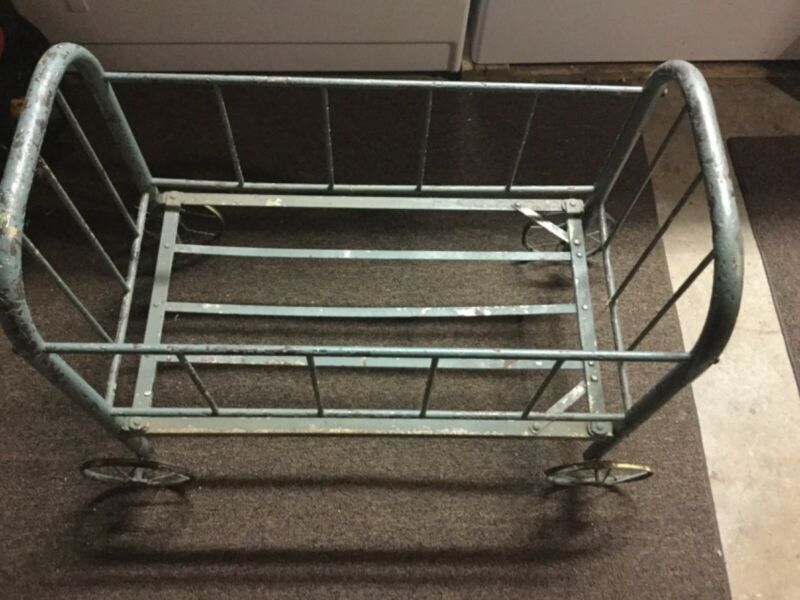 Antique Wrought Iron Baby Doll Crib Bed Vintage Metal Babydoll Rare