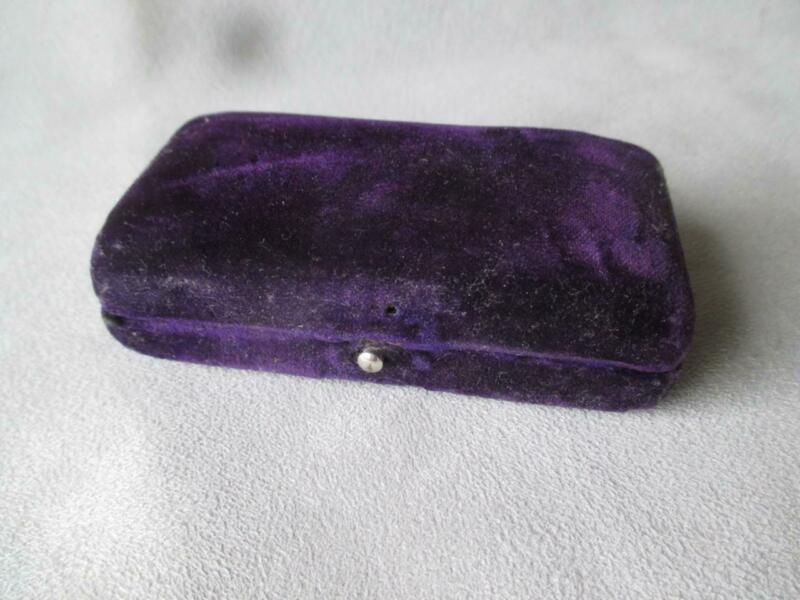 FABULOUS ANTIQUE PURPLE VELVET JEWELRY BOX Antique Price Guide