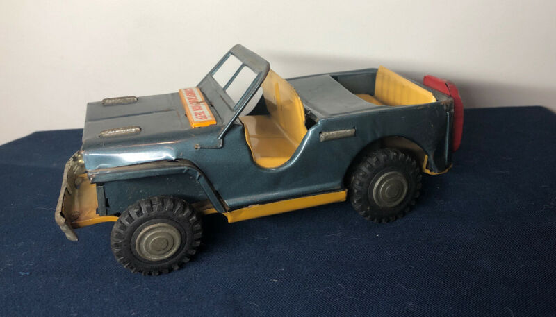 vintage jeep toy