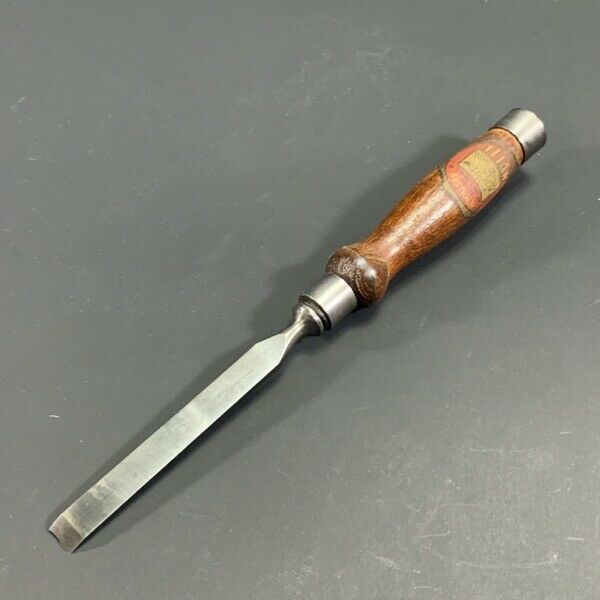 VINTAGE TITAN AUSTRALIA 1/2" STRAIGHT EDGE CHISEL WOODWORK OLD TOOL