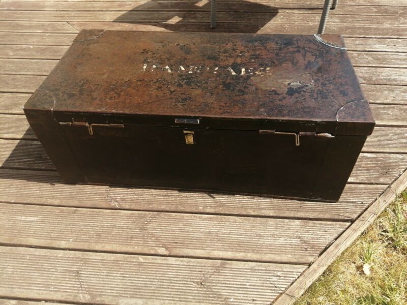vintage military Metal Trunk coffee table, storage trunk treble lock