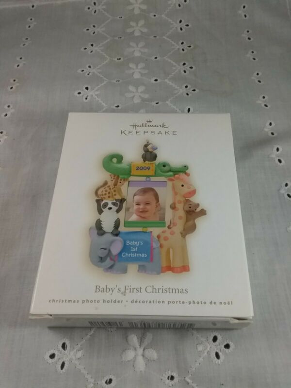 2009 Hallmark Babys First Christmas Ornament Photo Frame Zoo Animals in