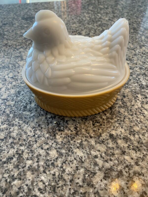 Avon Chicken Hen on Nest Woven Basket Soap Dish. Farmhouse Decor ...