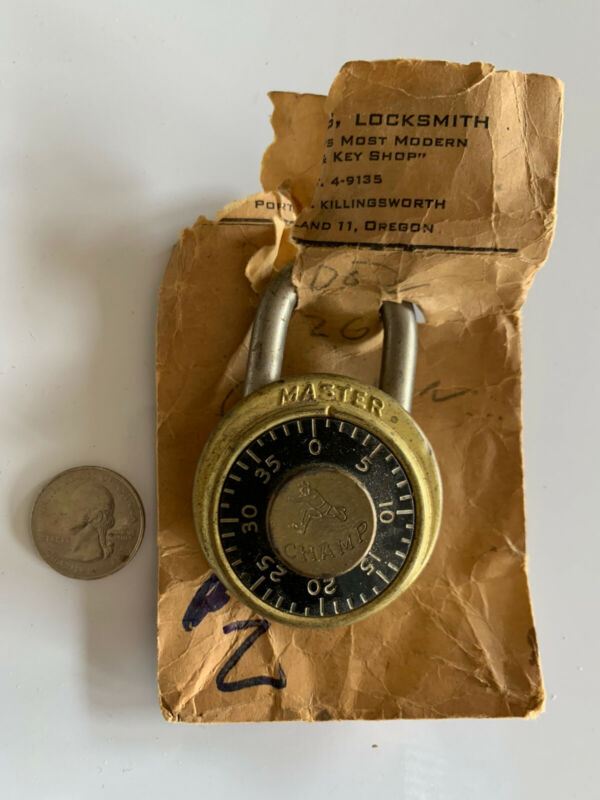 VINTAGE MASTER LOCK 