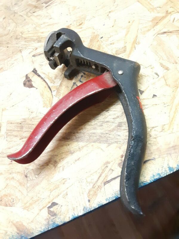 Saw Set, Stanley Handyman Vintage Nice, No. 432 crosscut Hand Saw Tooth