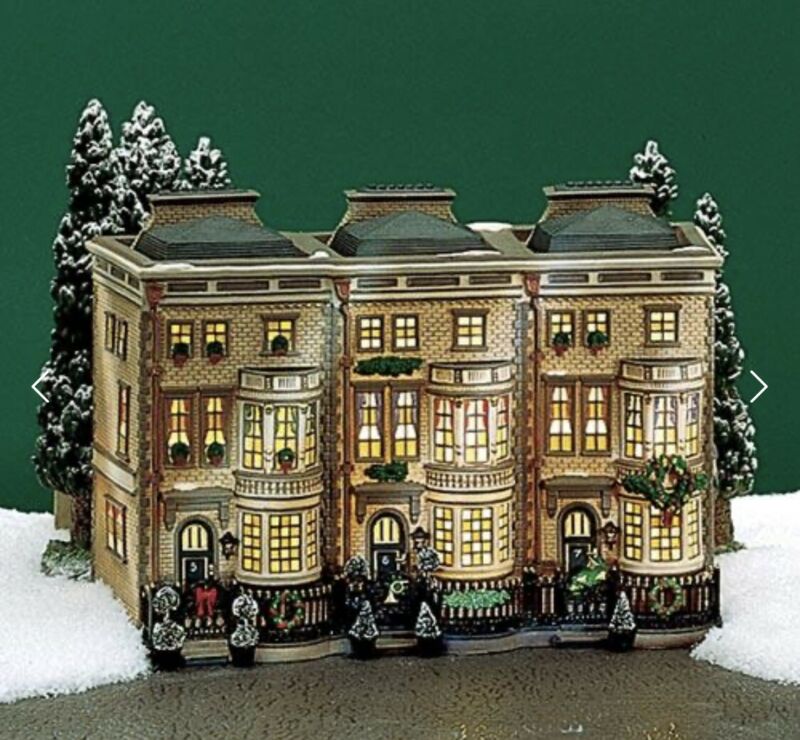 Dept 56 Dickens Village Beautiful “Mulberrie Court” Orig BoxRetail