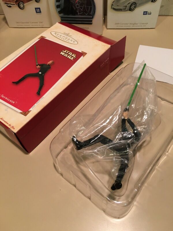 Hallmark Ornament Christmas Star Wars The Empire Strikes Back Luke