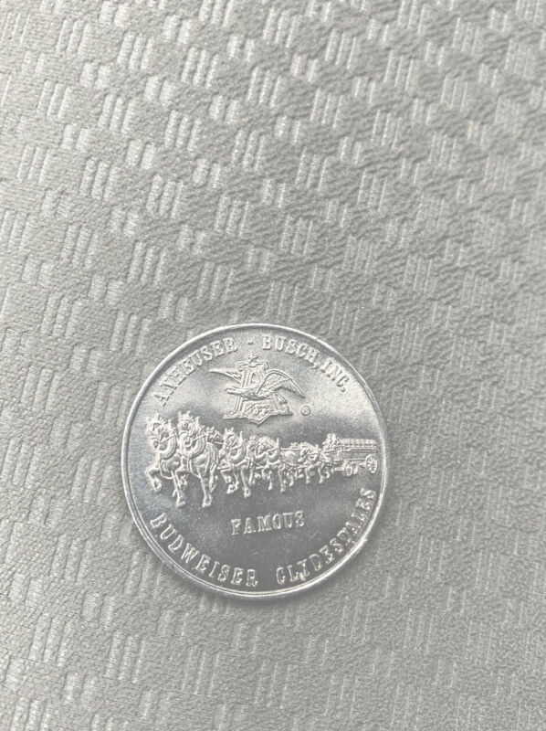 mardi gras coin 1980
