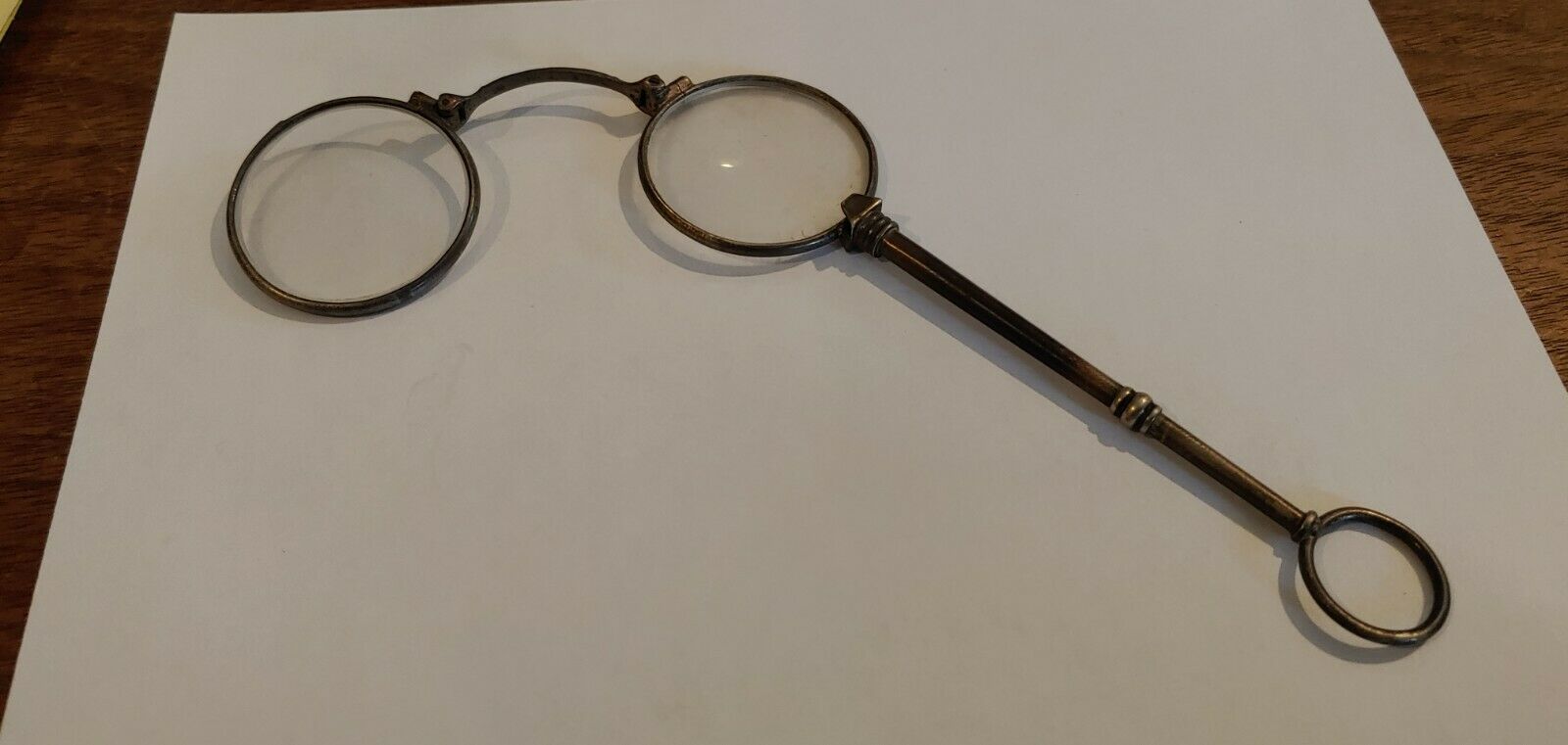WOW ! ANTIQUE EYEGLASSES WITH HANDLE , NO DAMAGE, OLD Antique Price