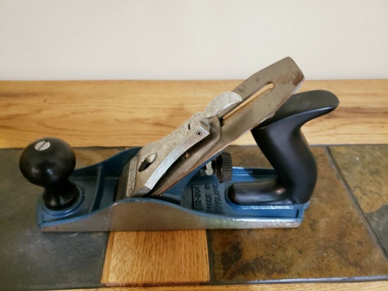 Vintage STANLEY 12204 Hand Woodworking Plane (Made in England) Antique Price Guide Details Page