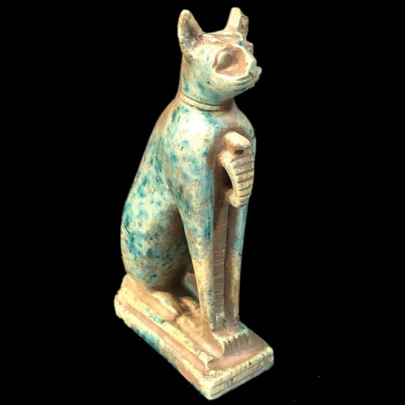 bastet garden statue