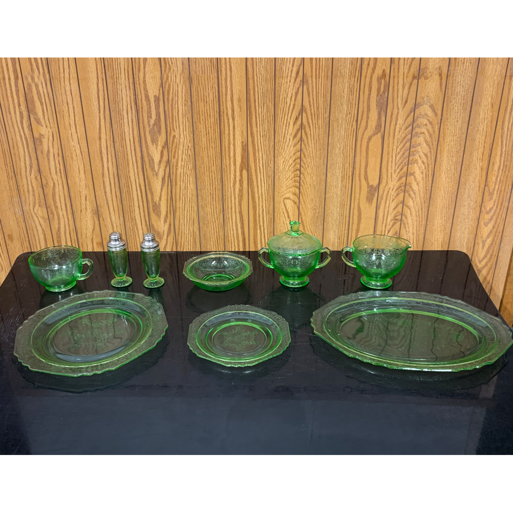 33 Pc Hazel-Atlas Green Florentine No. 1 Depression Glass Uranium ...