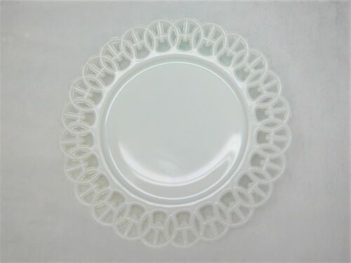 Westmoreland Vintage Milk Glass Wicker Edge 9 1/4