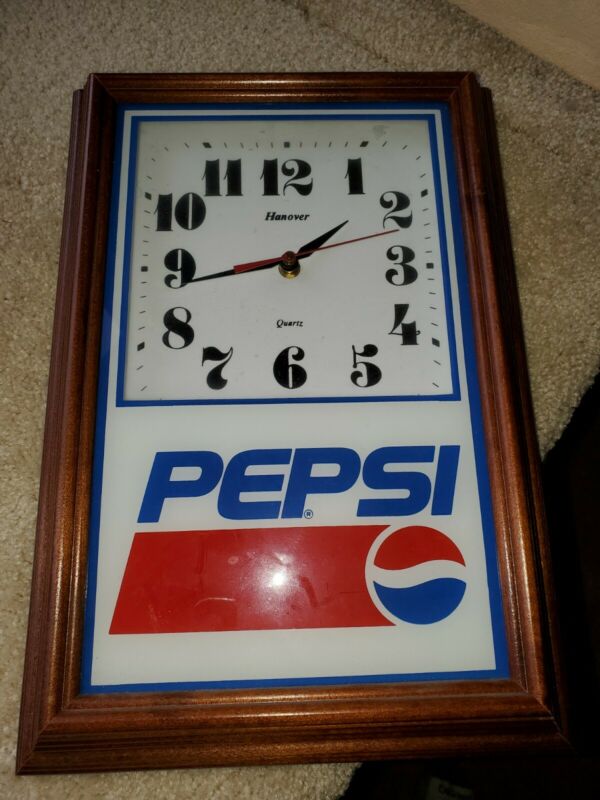 Vintage Pepsi Cola Wall Clock Hanover Quartz Battery Wood Frame. MFG. 2