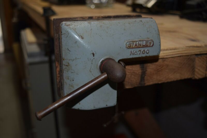 Vintage STANLEY USA No.700 Portable Corner Clamp On Bench Vise