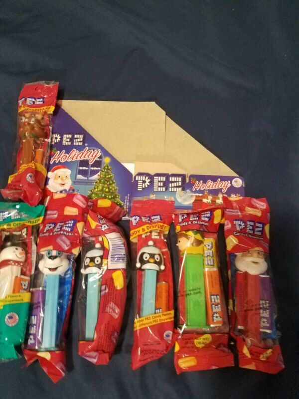 Pez Christmas Lot Of 7 With Display Box -- Antique Price Guide Details Page