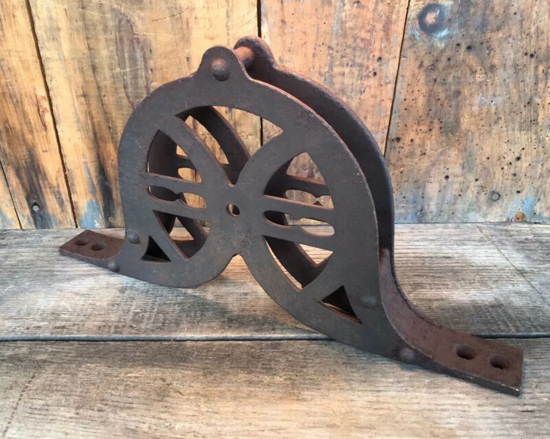 Rare Antique Cast Iron Factory CeilingMount Pulley Housing Antique